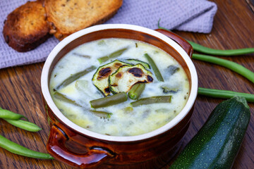 Green bean and zucchini soup 