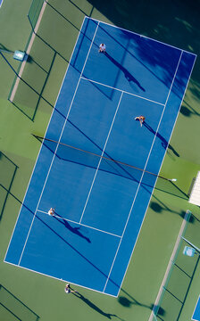 Tennis Shadows