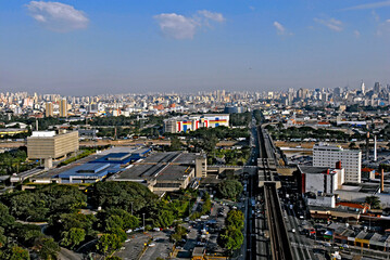 Fototapeta na wymiar Vista aérea do Terminal Rodoviário Tietê. São Paulo