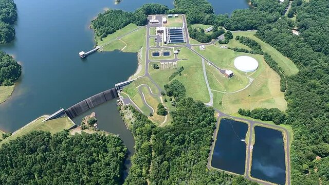 Aerial shot of Lake Mackintosh and sewage treatment plant in Burlington, North Carolina, USA