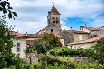Fototapeta na wymiar Eglise de village