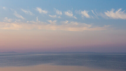 Fototapeta na wymiar Horizon during sunset.