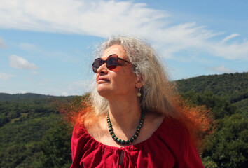 Femme été soleil nature
