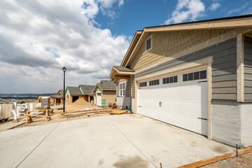 A new hilltop subdivision of new construction homes overlooking the Spokane Valley and Liberty Lake.
