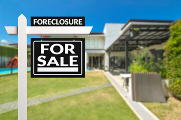 Black Foreclosure Home For Sale Real Estate Sign in front of an House with large lawn and pool. - obrazy, fototapety, plakaty