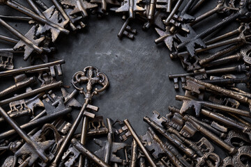 metal keys arranged in a circle