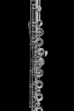 flute mechanism on black background, querfl&ouml;te, fl&ucirc;te traversi&egrave;re, flauto traverso, flauta travesera, flauta transversal