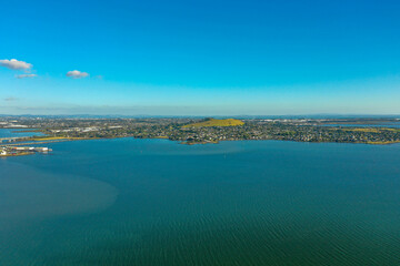 Fototapeta na wymiar ニュージーランドのオークランドをドローンで撮影した空撮写真 Aerial photo of Auckland, New Zealand taken by drone.