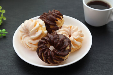 フレンチクルーラー