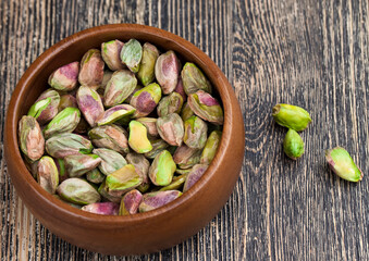 ripe roasted pistachios sprinkled with salt