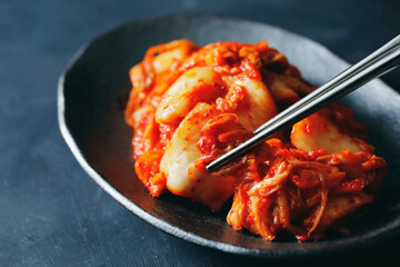キムチ　Kimchi, Korean spicy vegetable pickle - obrazy, fototapety, plakaty
