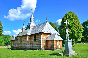 Wooden orthodox church in Olchowiec village near Jaslo, Low Beskids (Beskid Niski), Poland - obrazy, fototapety, plakaty