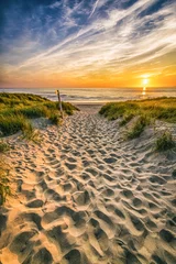 Fototapeten Weg zum Strand am Meer bei Sonnenuntergang © mpix-foto