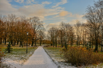 A large park area of ​​predominantly landscape type, an ancient place that inherited its name from the estate of the first owner of these lands, Prince Boris Kurakin, a diplomat.