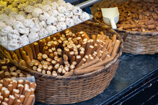 fresh bread sticks, grissini galeta