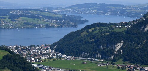 Obraz premium lac des quatre-cantons vu du stanserhorn
