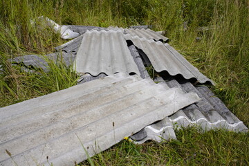 Asbestos material that is harmful to health, such as carcinogenic, is simply thrown into nature....