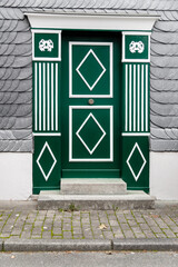 Wuppertal altbergische Haustüre in grün und weiß