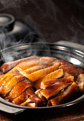 Delicious Chinese dishes, braised goose in clay pot