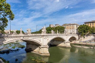 vittorio emanuele II bridge in Rome