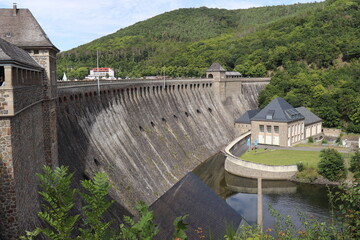 Fototapeta premium Edertalsperre. Sperrmauer Edersee. Staudamm.