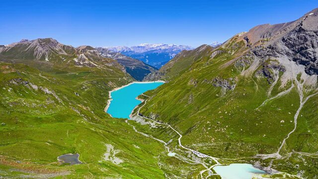 Landscape and nature at Lac de Moiry and the glacier.