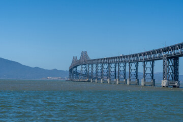 Obraz premium bridge over the bay