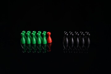 3 Gruppen, grün, rot, schwarz - Kooperation mit grün