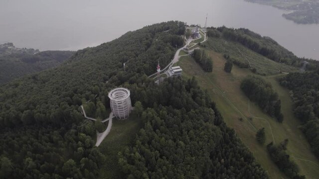 Baumwipfelpfad am Gr&uuml;nberg in den W&auml;ldern und Bergen von &Ouml;sterreich