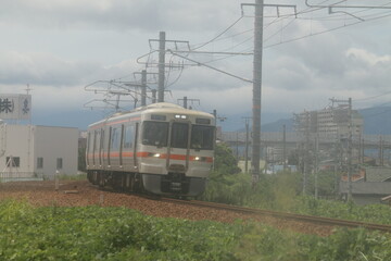 JR東海関西本線の通勤電車