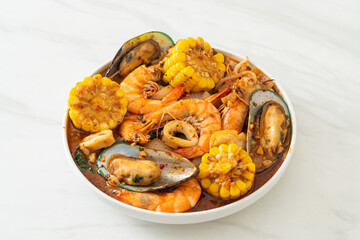 spicy barbecue seafood - shrimps, sqiud, mussel