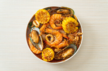 spicy barbecue seafood - shrimps, sqiud, mussel