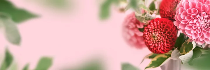 Foto op Plexiglas Banner with Autumn bouquet of beautiful flowers. Autumn festive decoration in pink colors, selective focus © colnihko