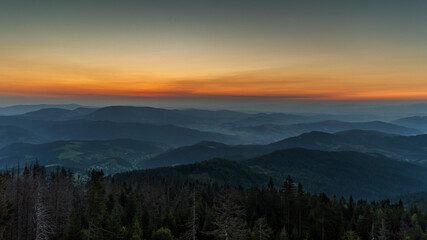 Wschód słońca w górach © Kacper