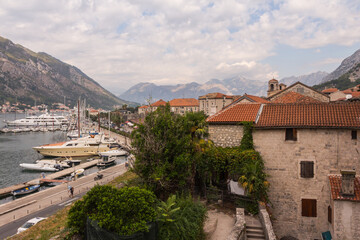 Fototapeta na wymiar View of the city of Kotor from a high point on a sunny summer day. Montenegro 