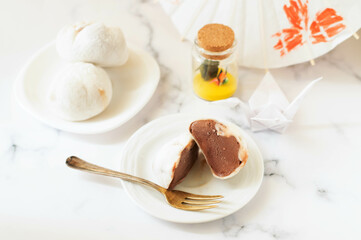 Japanese mochi with chocolate icea cream