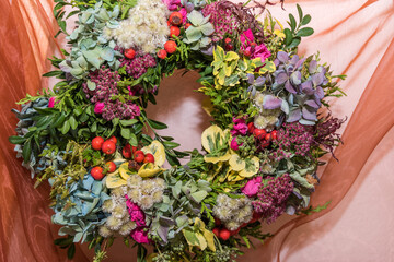 bunter Türkranz und Dekoration