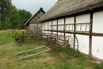 Stare narzędzia rolnicze © Krzysztof