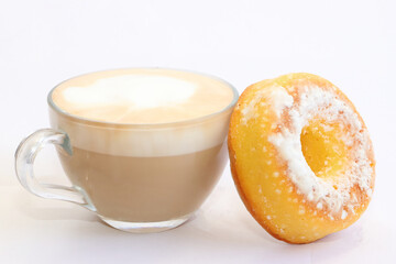 cappuccino e dolce, cappuccino and sweet
