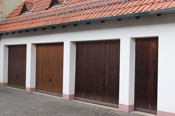 Garagen. Garagentore.
