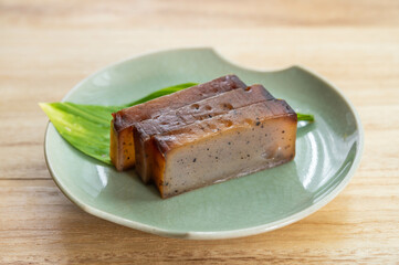 安曇野の法事料理　こんにゃくのお煮しめ