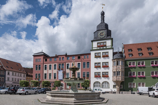 Rudolstadt Rathaus im Sommer 