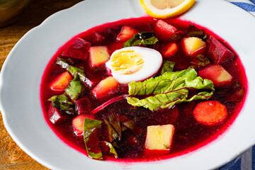 Polish beetroot soup (botwinka)