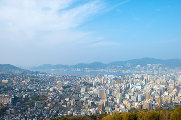 早朝の長崎市街地