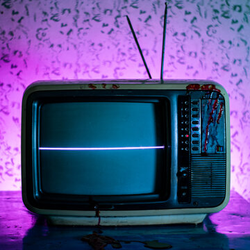 tv con sangre