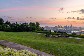 Sunrise over Cincinnati from Devou Park