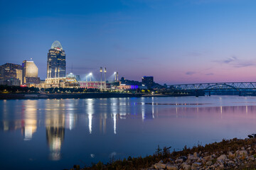 Fototapeta na wymiar The Cincinnati Skyline at Sunrise