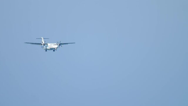 Turboprop aircraft long shot