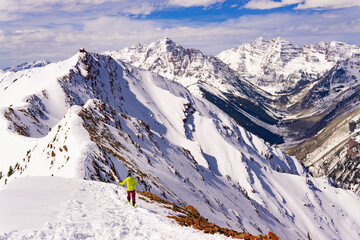 Explorer In Winter Mountain Peaks Extreme Adventure - obrazy, fototapety, plakaty