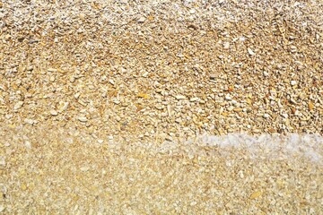 clear ware of the sea